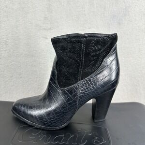 Free People Matisse Understated Leather Done N Dusted Bootie Sz 9 Black Western